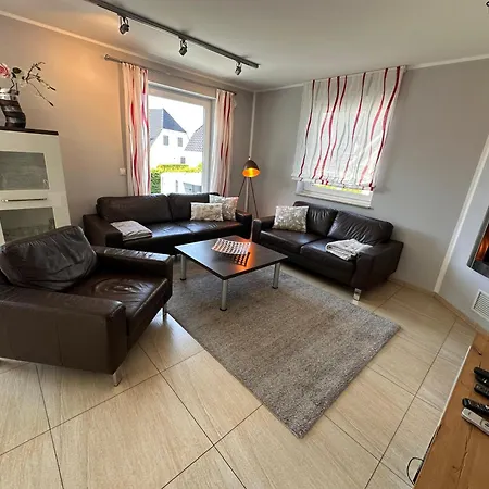 Waterfront Am * 高恩莱宾